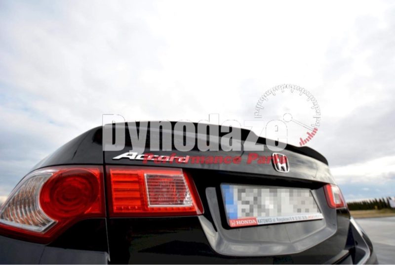 MAXTON DESIGN BOOT LID EXTENSION CAP HONDA ACCORD MK8 (CU-SERIES) PRE-FACELIFT SEDAN (2008-2011) GLOSS BLACK